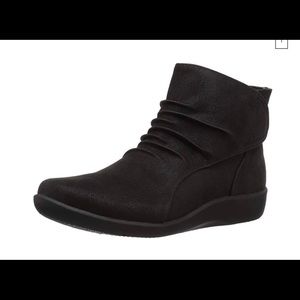 Clarks Bootie